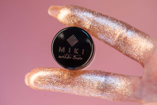 swatch diamond champagne loose eyeshadow